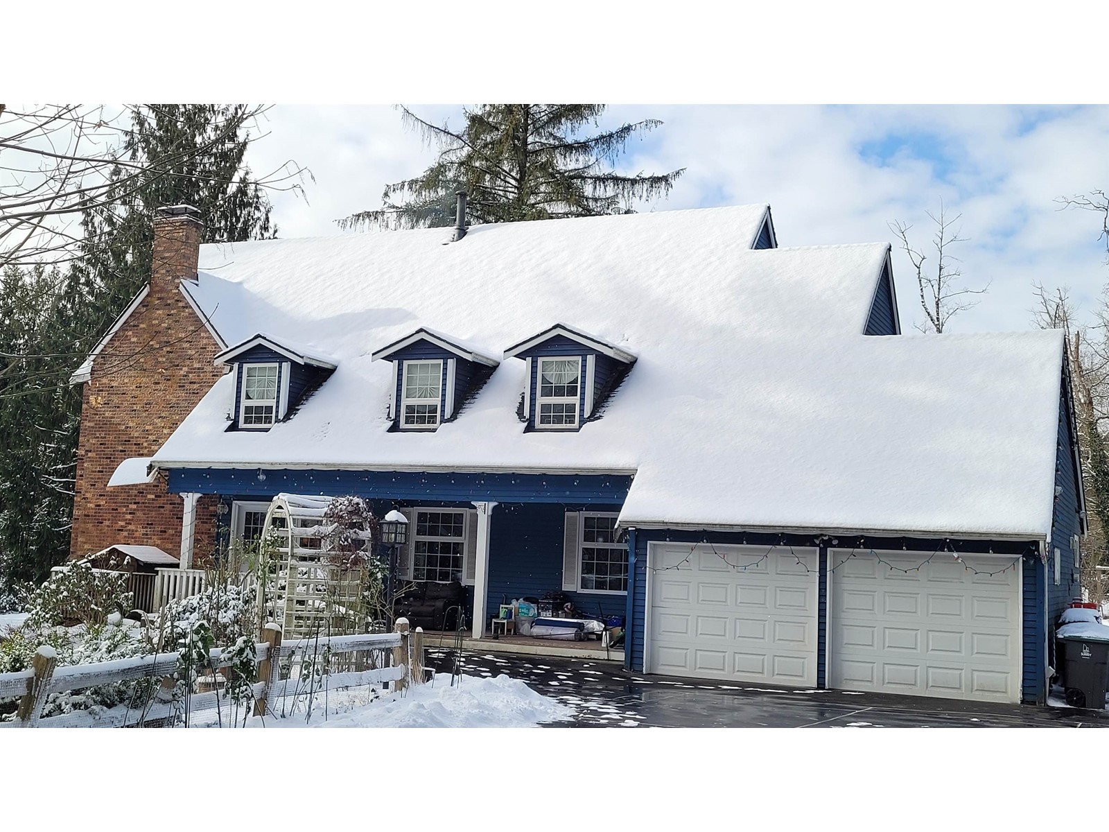 Property at 9285 178 STREET image 3