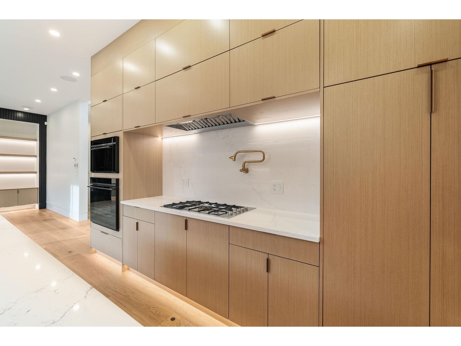Property at 8689 TUNIS PLACE image 3