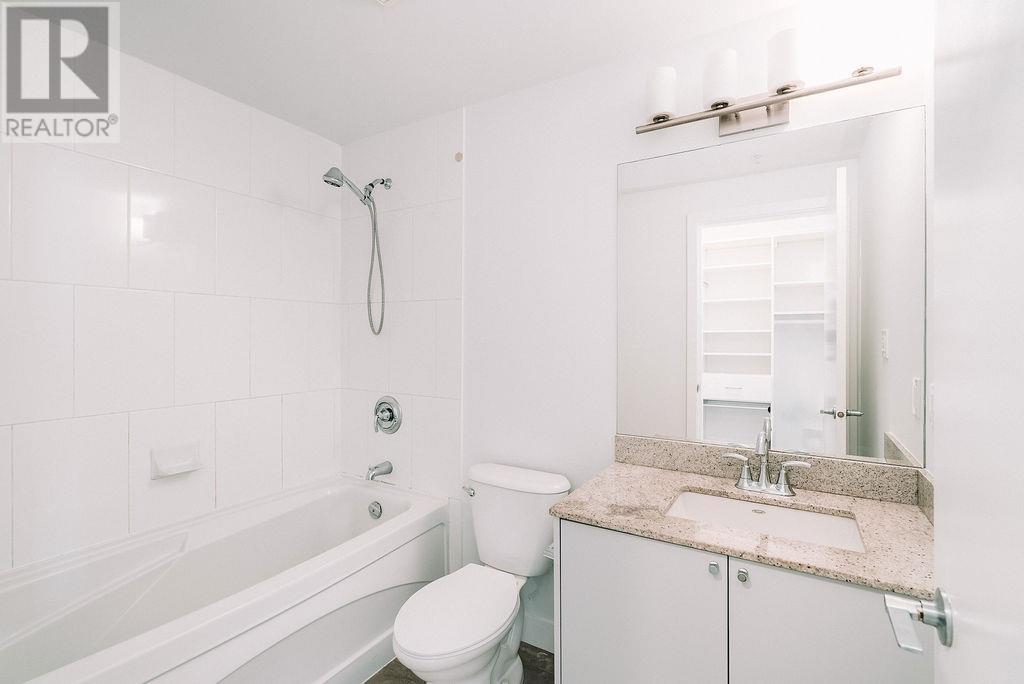 2506 280 Ross Drive, New Westminster, British Columbia  V3L 0C2 - Photo 25 - R2963650