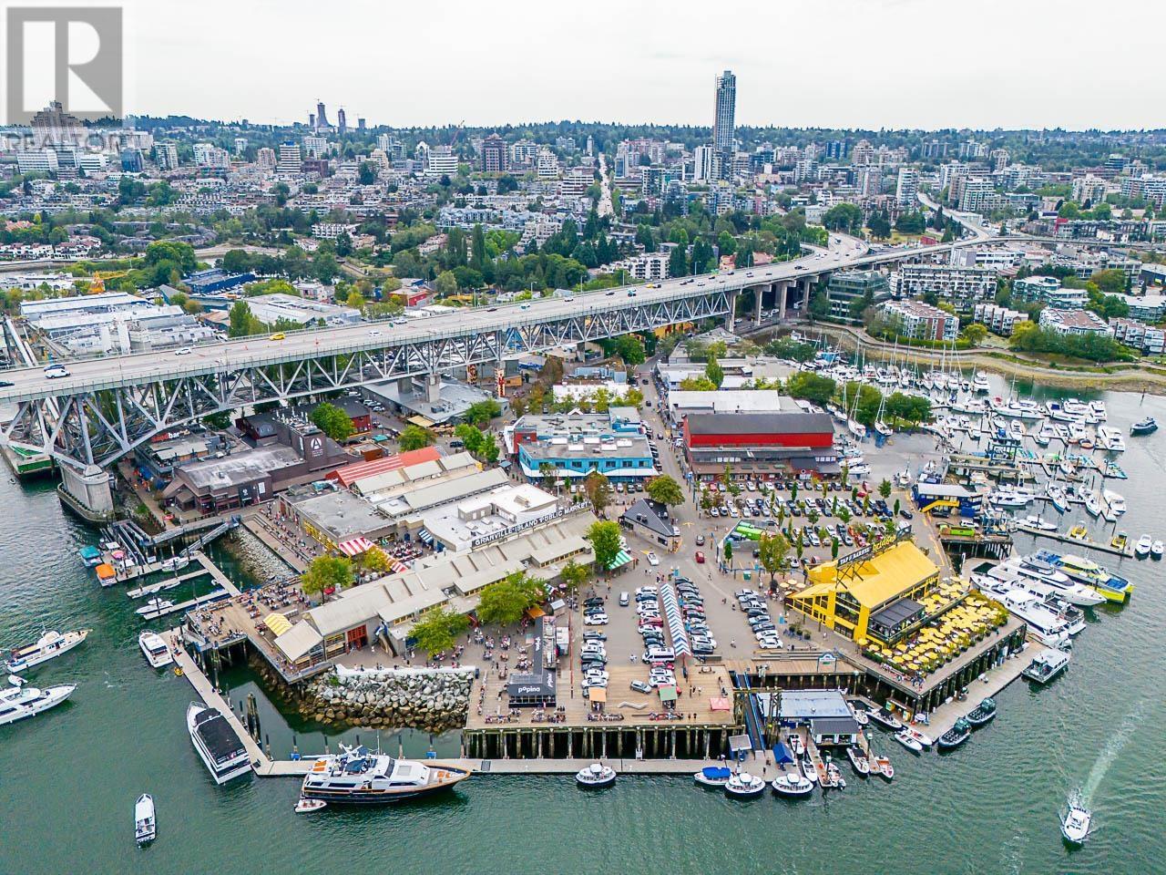 Listing Picture 32 of 40 : 2802 428 BEACH CRESCENT, Vancouver / 溫哥華 - 魯藝地產 Yvonne Lu Group - MLS Medallion Club Member