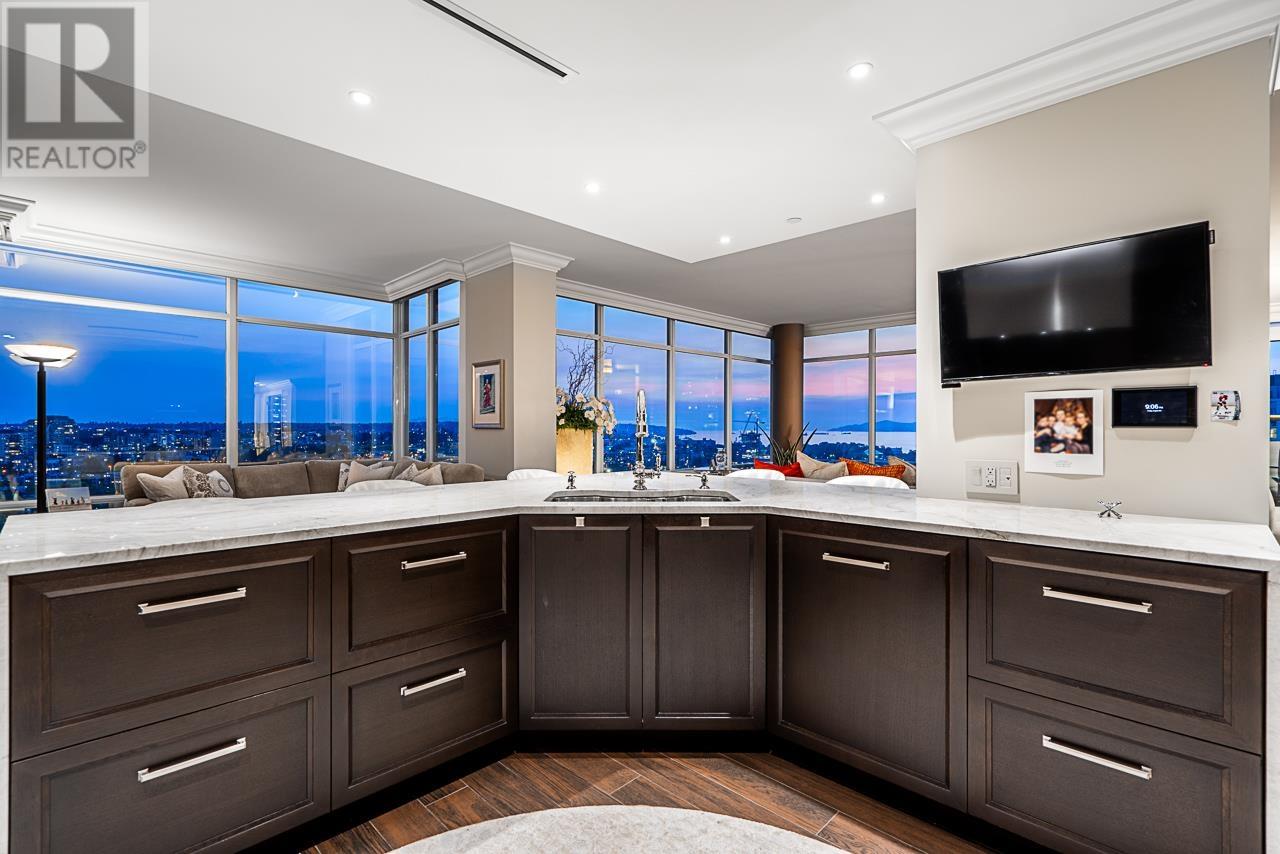 Listing Picture 8 of 40 : 2802 428 BEACH CRESCENT, Vancouver / 溫哥華 - 魯藝地產 Yvonne Lu Group - MLS Medallion Club Member