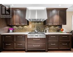 2802 428 BEACH CRESCENT