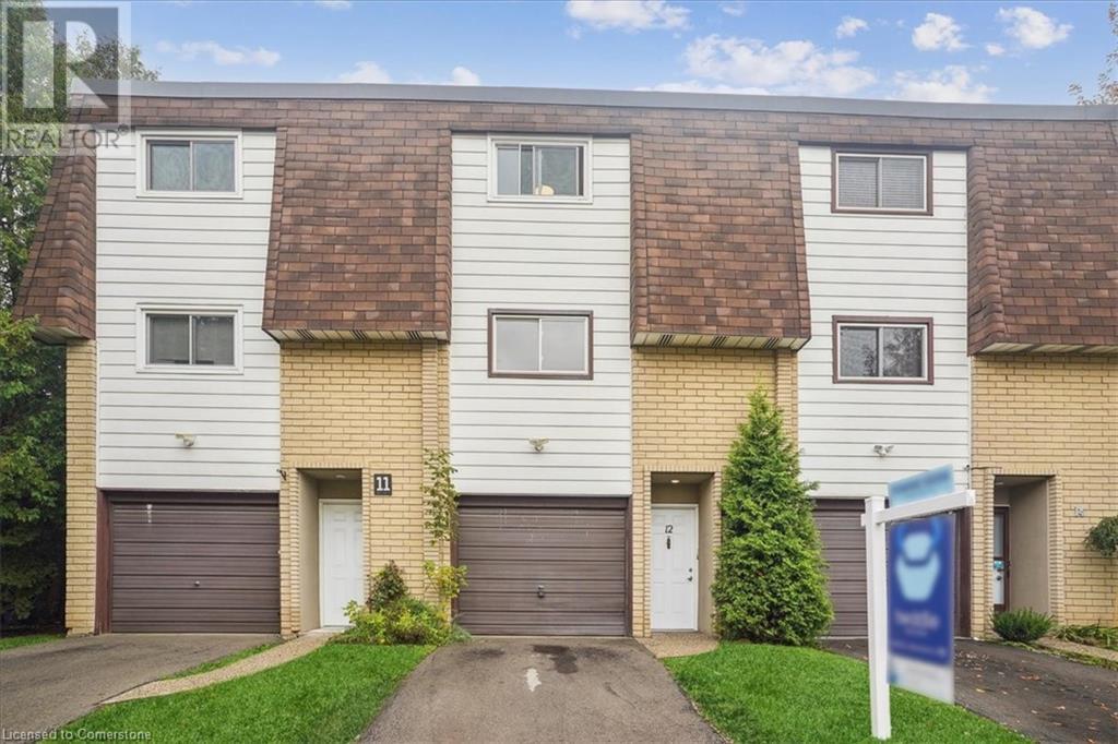 36 GREENDALE Drive Unit# 12, Hamilton, Ontario