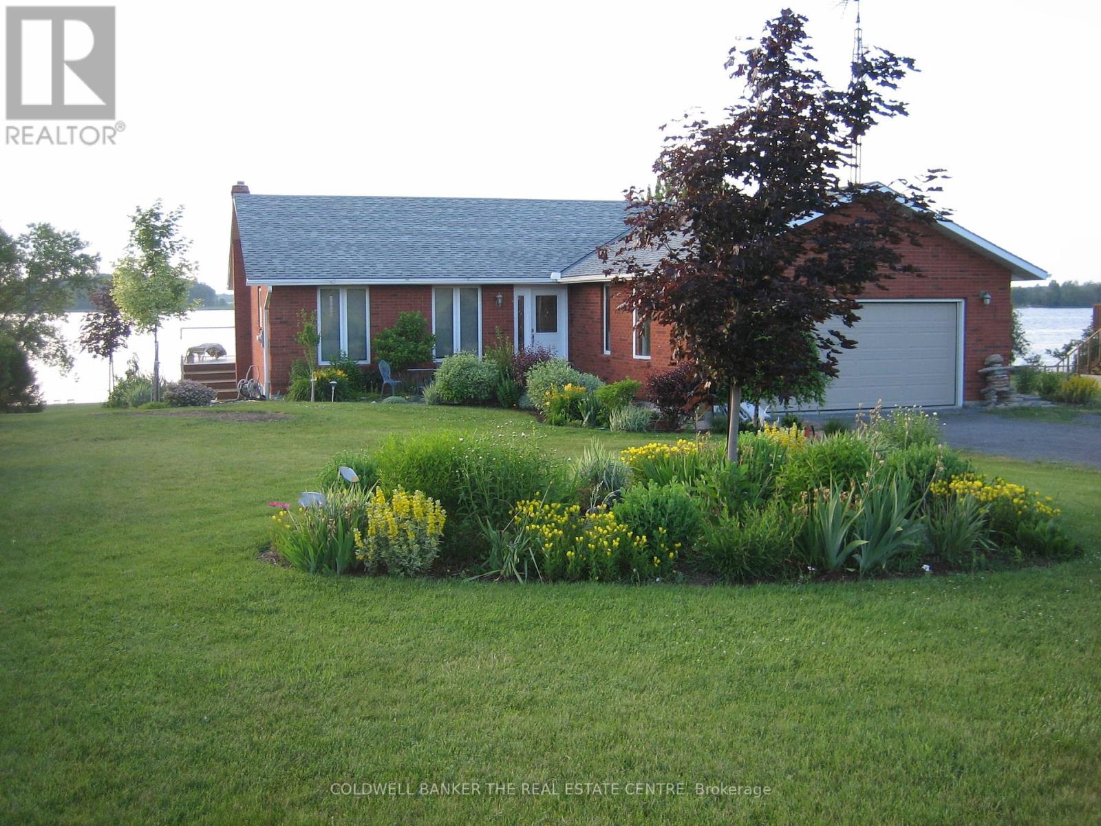 1530 COUNTY RD 35 ROAD, Prince Edward County, Ontario