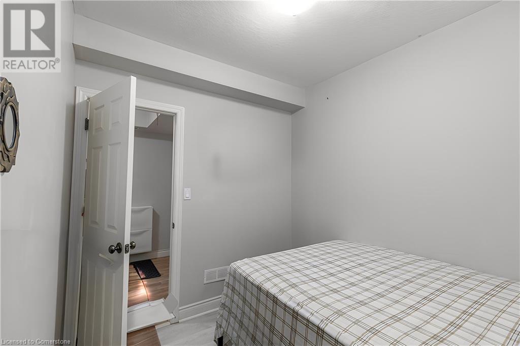 Property at 38 HOWE Drive Unit# 6B image 4