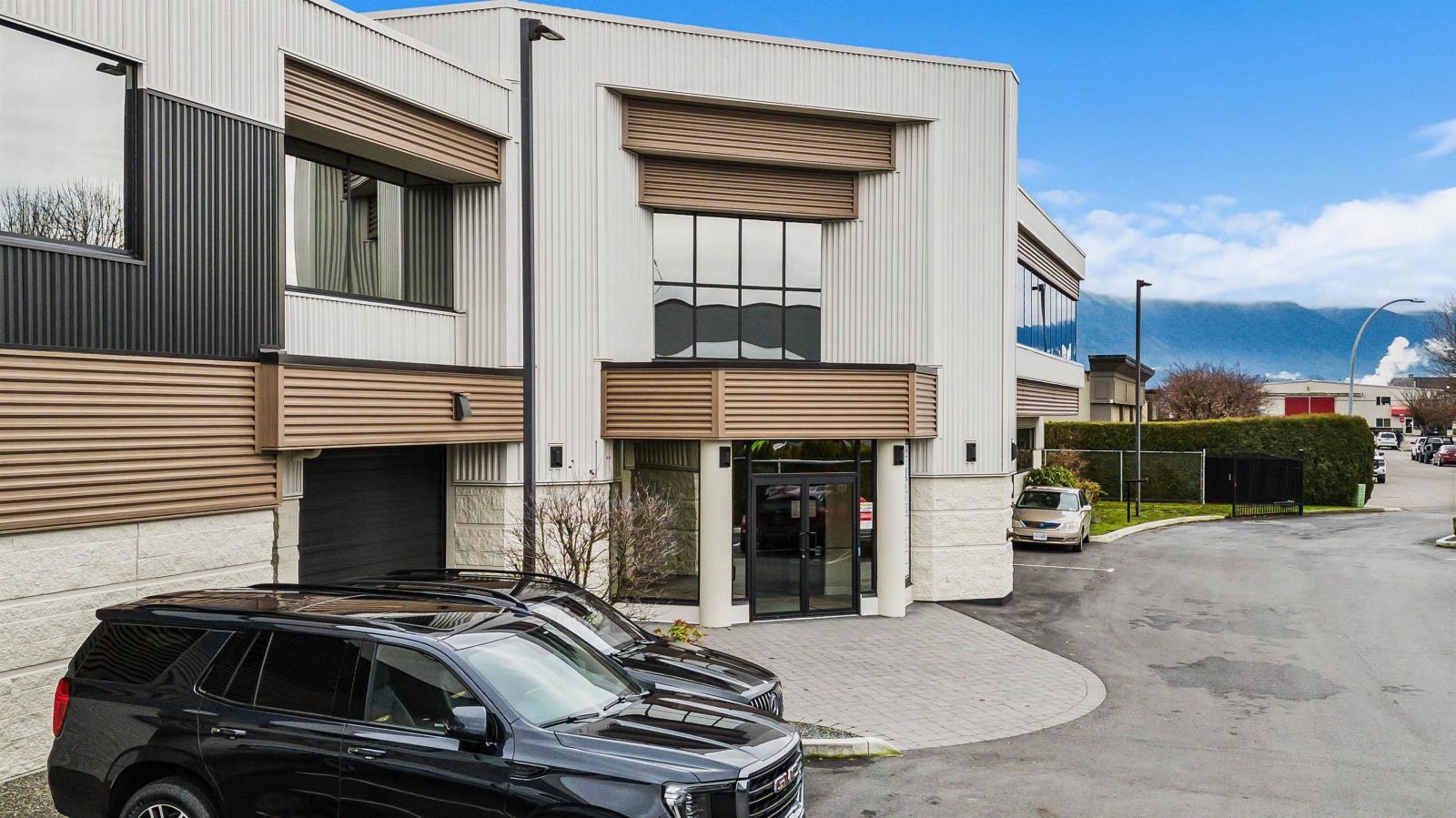 8472 Harvard Place, Chilliwack Proper South, Chilliwack, British Columbia V2P 7Z5 - Photo 2 - C8066472