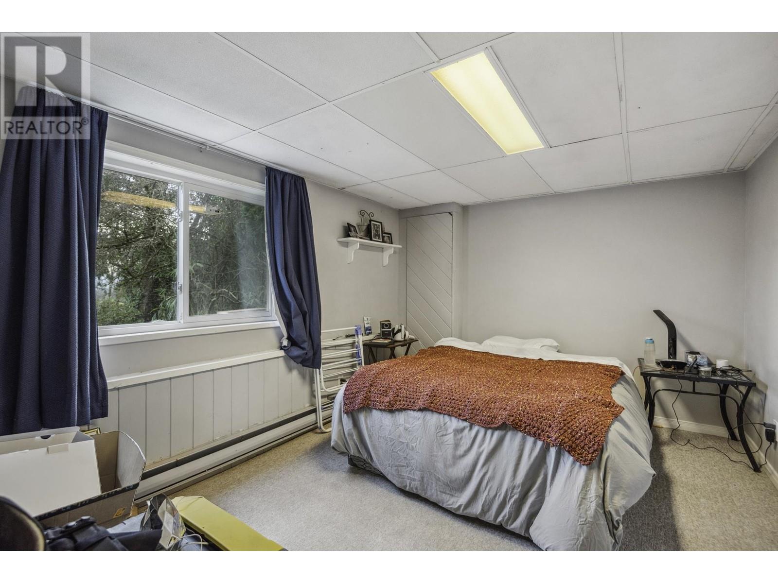 1162 SHAVINGTON STREET