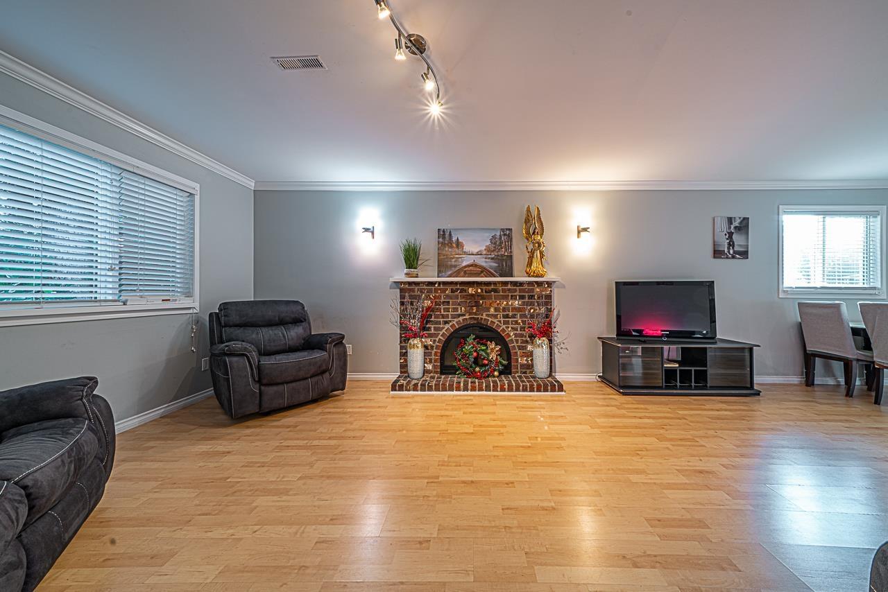 3863 203b Street, Langley, British Columbia V3A 4X1 - Photo 15 - R2964484