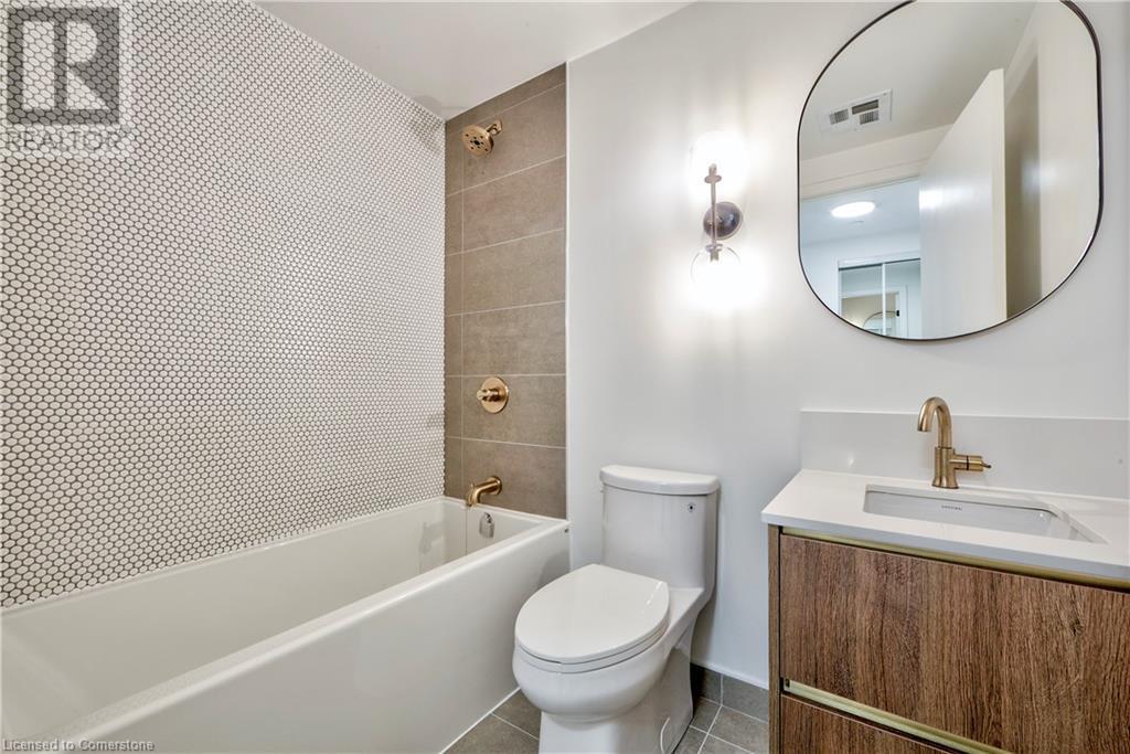 1285 Queen Street E Unit# 514, Toronto, Ontario  M4L 1C2 - Photo 11 - 40697023