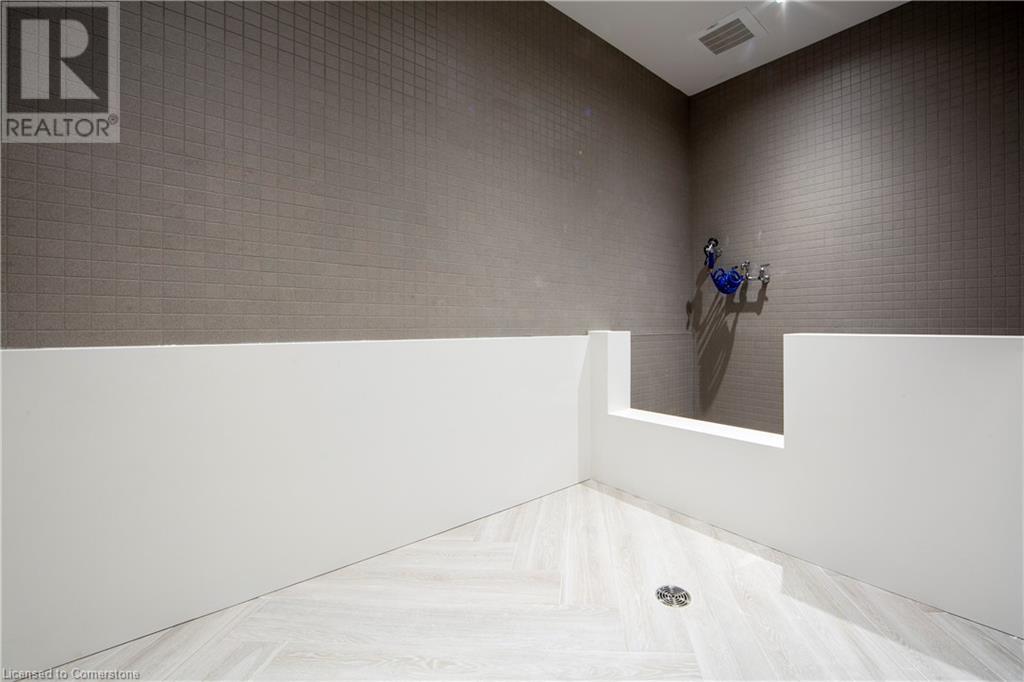 1285 Queen Street E Unit# 514, Toronto, Ontario  M4L 1C2 - Photo 29 - 40697023