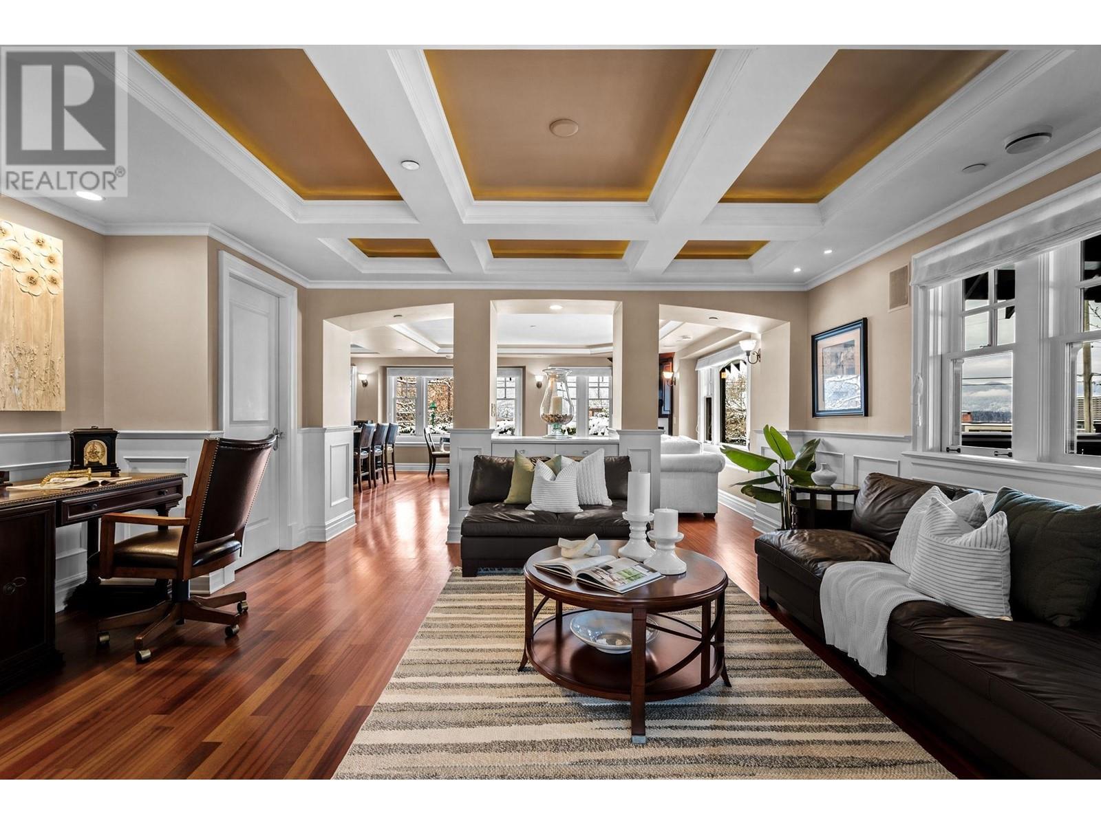 Listing Picture 2 of 40 : 1701 BLENHEIM STREET, Vancouver / 溫哥華 - 魯藝地產 Yvonne Lu Group - MLS Medallion Club Member