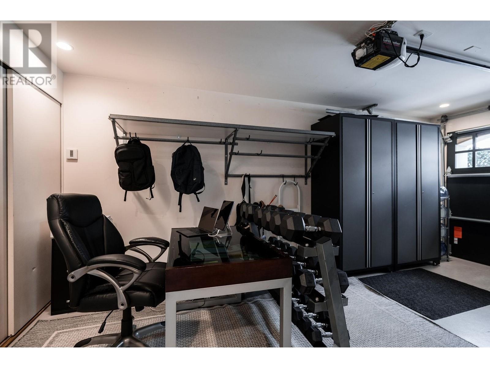 Listing Picture 27 of 40 : 1701 BLENHEIM STREET, Vancouver / 溫哥華 - 魯藝地產 Yvonne Lu Group - MLS Medallion Club Member