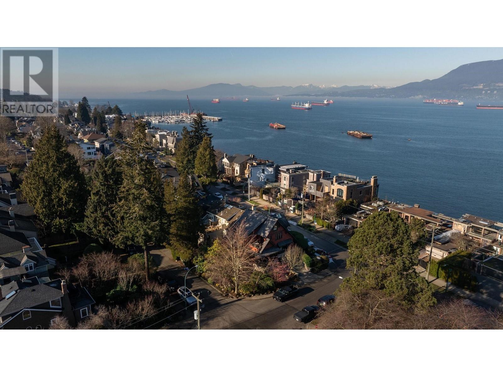 Listing Picture 37 of 40 : 1701 BLENHEIM STREET, Vancouver / 溫哥華 - 魯藝地產 Yvonne Lu Group - MLS Medallion Club Member