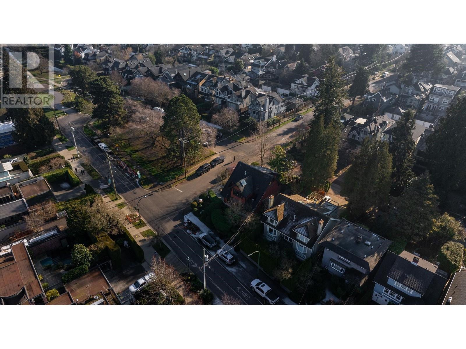 Listing Picture 38 of 40 : 1701 BLENHEIM STREET, Vancouver / 溫哥華 - 魯藝地產 Yvonne Lu Group - MLS Medallion Club Member