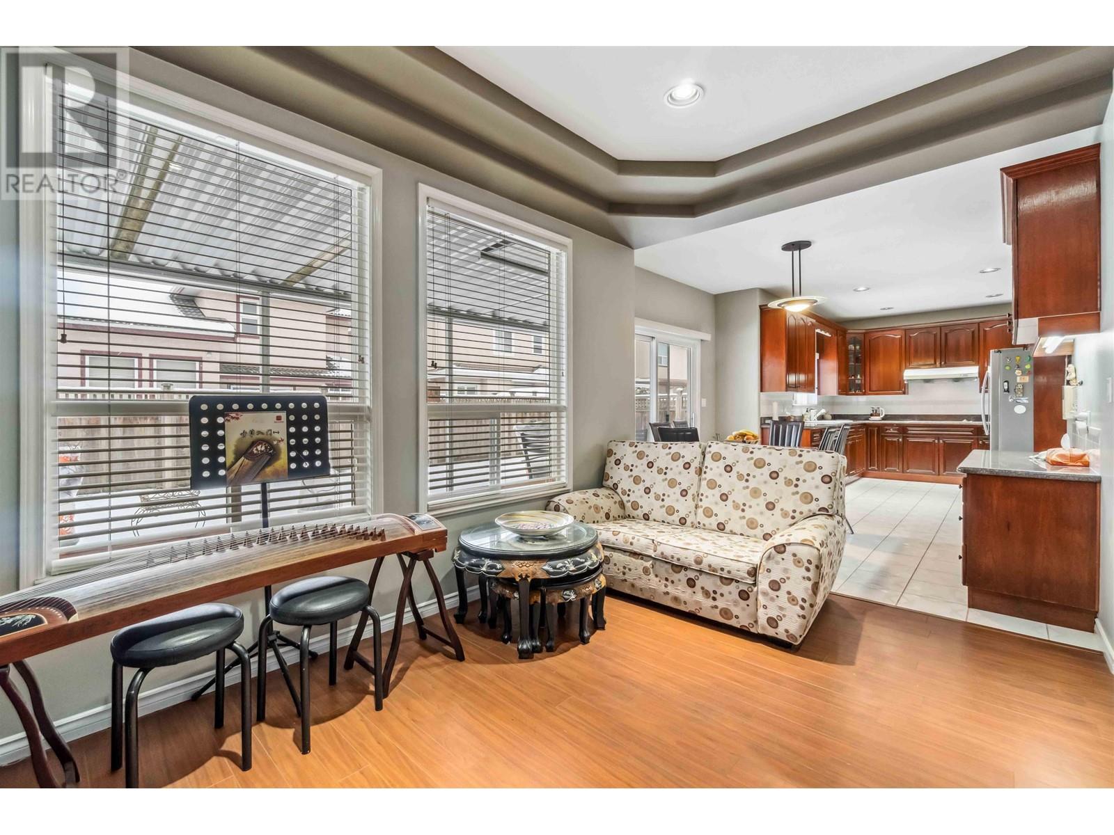 Listing Picture 17 of 40 : 4831 WYNE CRESCENT, Richmond / 烈治文 - 魯藝地產 Yvonne Lu Group - MLS Medallion Club Member