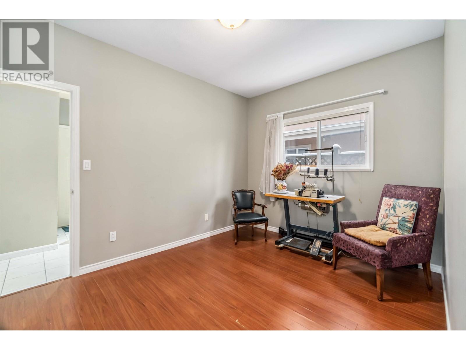 Listing Picture 18 of 40 : 4831 WYNE CRESCENT, Richmond / 烈治文 - 魯藝地產 Yvonne Lu Group - MLS Medallion Club Member