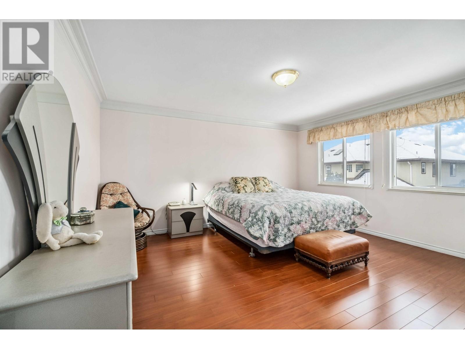 Listing Picture 26 of 40 : 4831 WYNE CRESCENT, Richmond / 烈治文 - 魯藝地產 Yvonne Lu Group - MLS Medallion Club Member