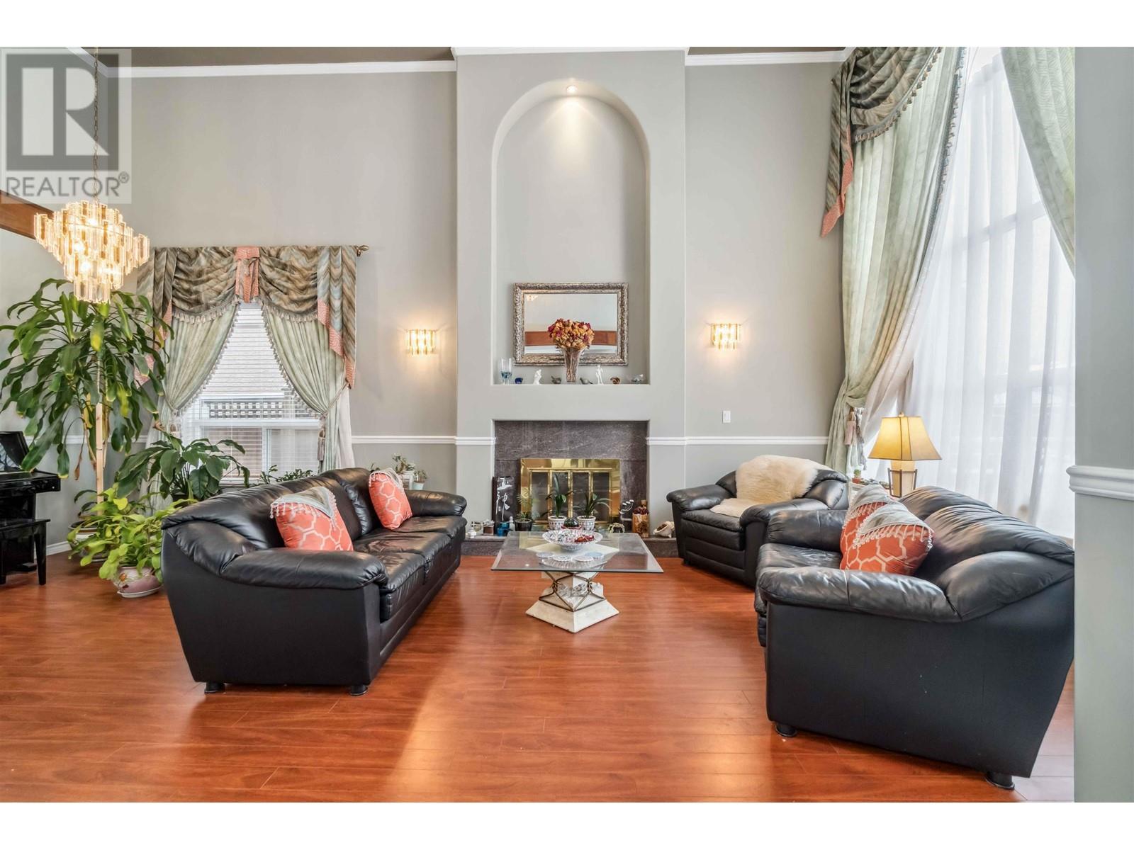 Listing Picture 4 of 40 : 4831 WYNE CRESCENT, Richmond / 烈治文 - 魯藝地產 Yvonne Lu Group - MLS Medallion Club Member