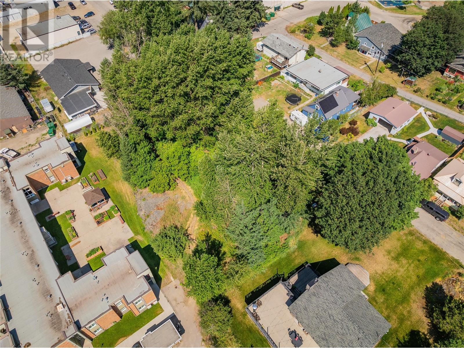 Lot 13-20 THIRD Avenue, rossland, British Columbia V0G1Y0