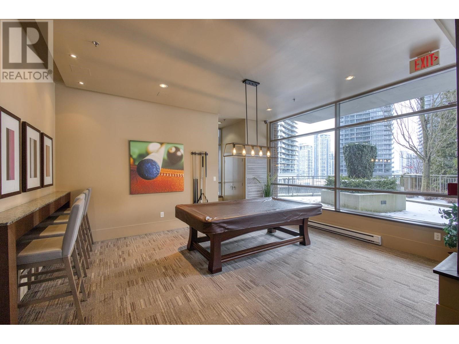 Listing Picture 18 of 21 : 313 4868 BRENTWOOD DRIVE, Burnaby / 本拿比 - 魯藝地產 Yvonne Lu Group - MLS Medallion Club Member