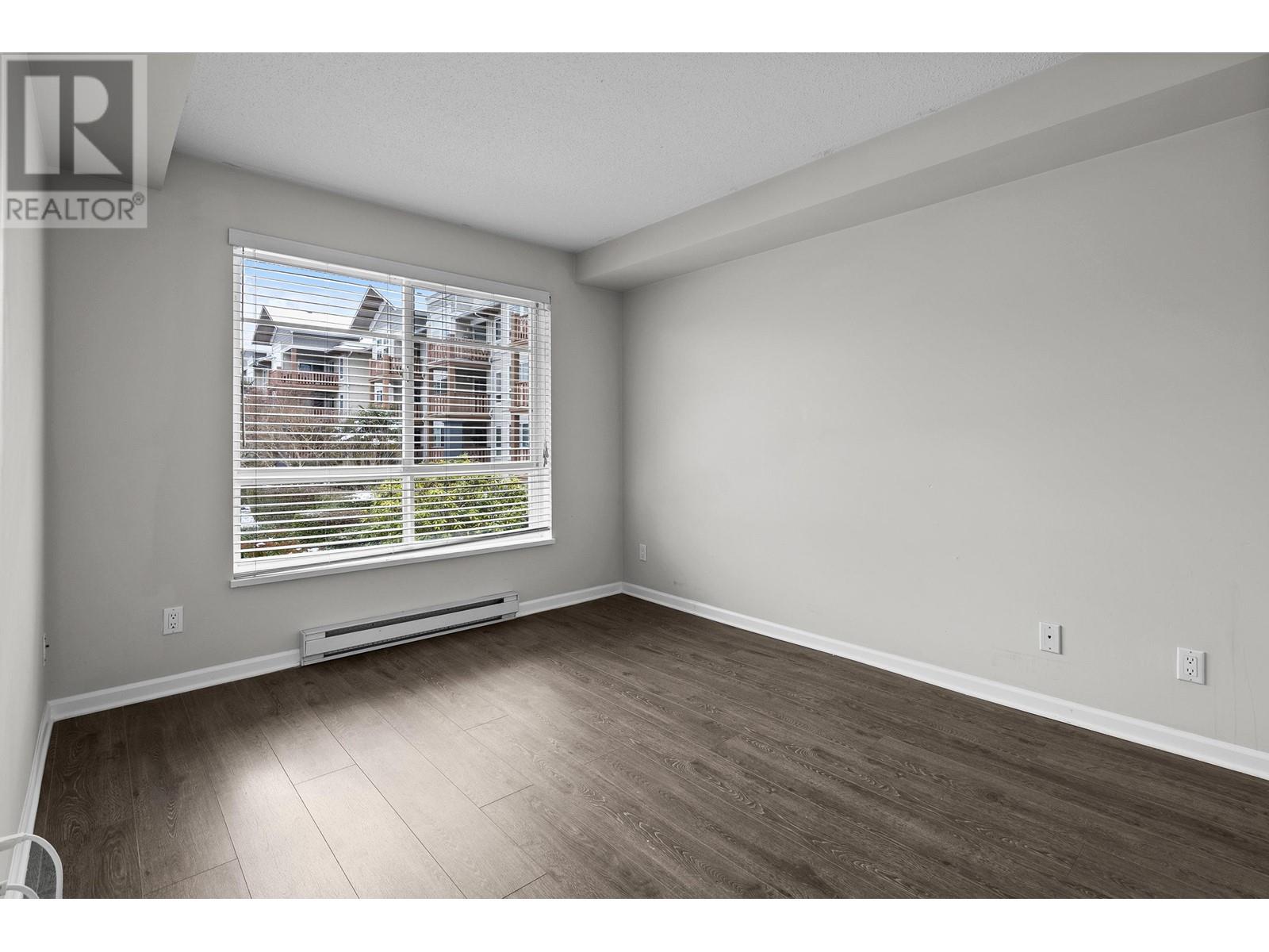 Listing Picture 20 of 40 : 225 5600 ANDREWS ROAD, Richmond / 烈治文 - 魯藝地產 Yvonne Lu Group - MLS Medallion Club Member