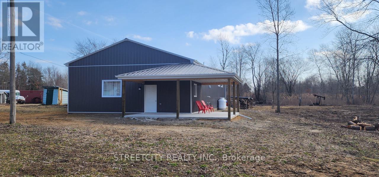 29771 Zone Road, Chatham-Kent, Ontario  N0P 1C0 - Photo 4 - X11963011