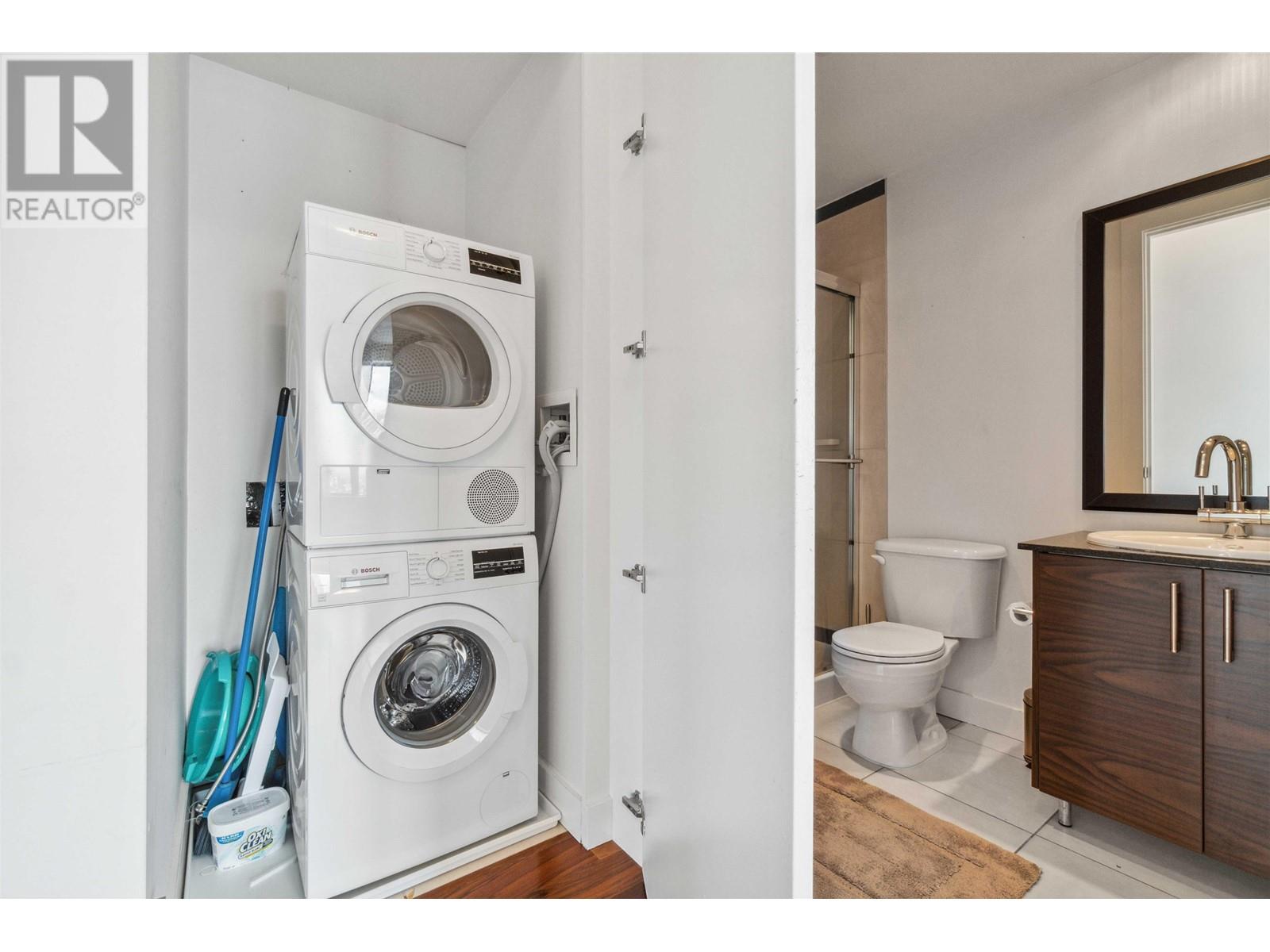 Listing Picture 25 of 37 : 3003 2345 MADISON AVENUE, Burnaby / 本拿比 - 魯藝地產 Yvonne Lu Group - MLS Medallion Club Member