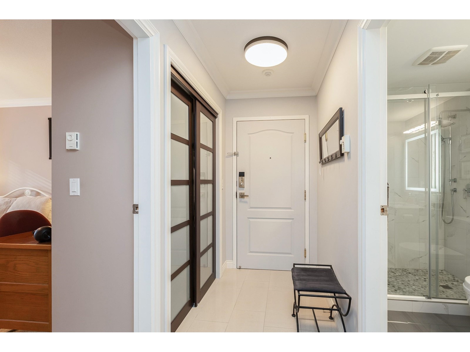 209 15272 20 Avenue, Surrey, British Columbia  V4A 2A3 - Photo 3 - R2964513
