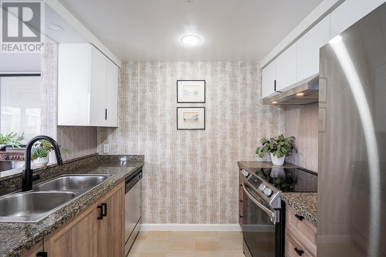 302 1228 Marinaside Crescent, Vancouver, British Columbia  V6Z 2W4 - Photo 12 - R2964689