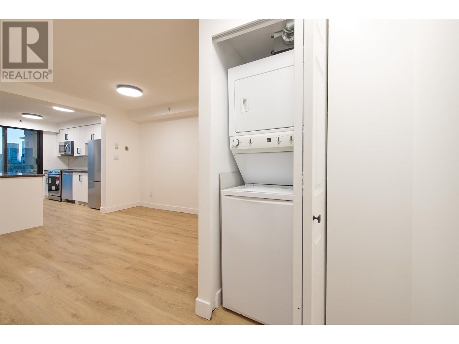 Listing Picture 24 of 33 : 2201 888 HAMILTON STREET, Vancouver / 溫哥華 - 魯藝地產 Yvonne Lu Group - MLS Medallion Club Member