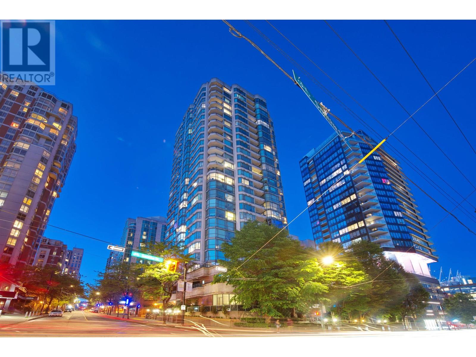 Listing Picture 33 of 33 : 2201 888 HAMILTON STREET, Vancouver / 溫哥華 - 魯藝地產 Yvonne Lu Group - MLS Medallion Club Member