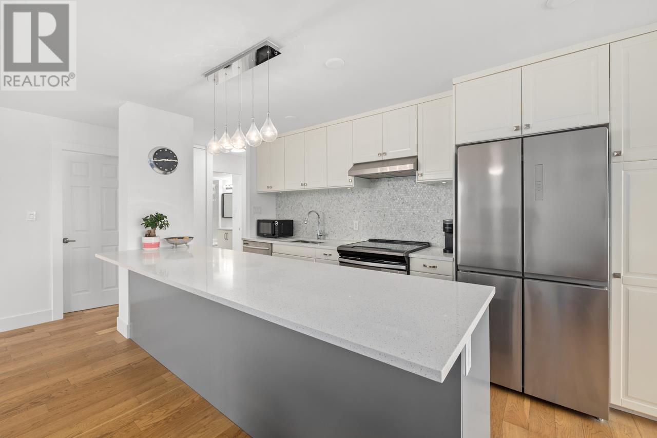 Listing Picture 11 of 27 : 1201 1725 PENDRELL STREET, Vancouver / 溫哥華 - 魯藝地產 Yvonne Lu Group - MLS Medallion Club Member