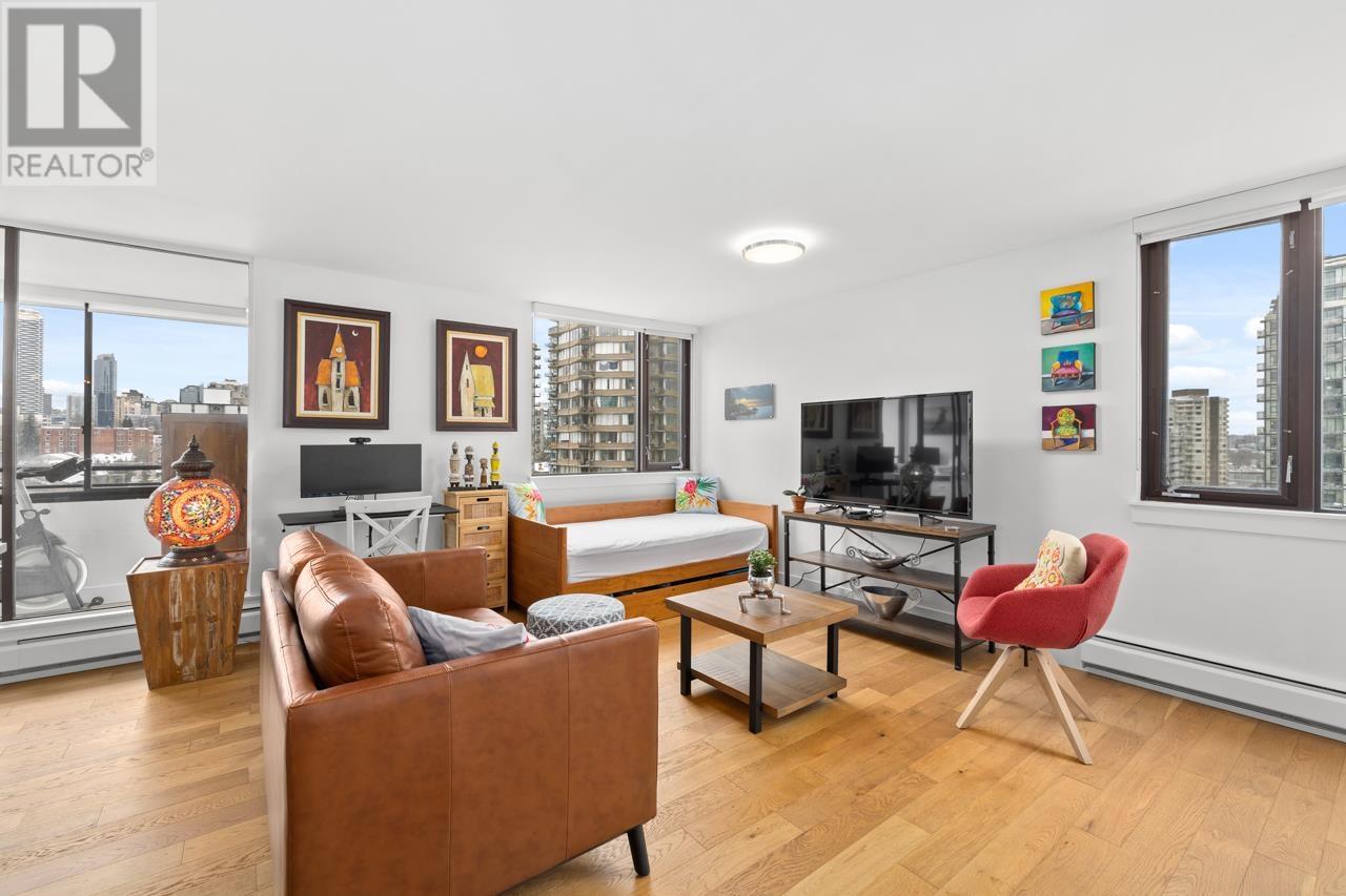 Listing Picture 3 of 27 : 1201 1725 PENDRELL STREET, Vancouver / 溫哥華 - 魯藝地產 Yvonne Lu Group - MLS Medallion Club Member