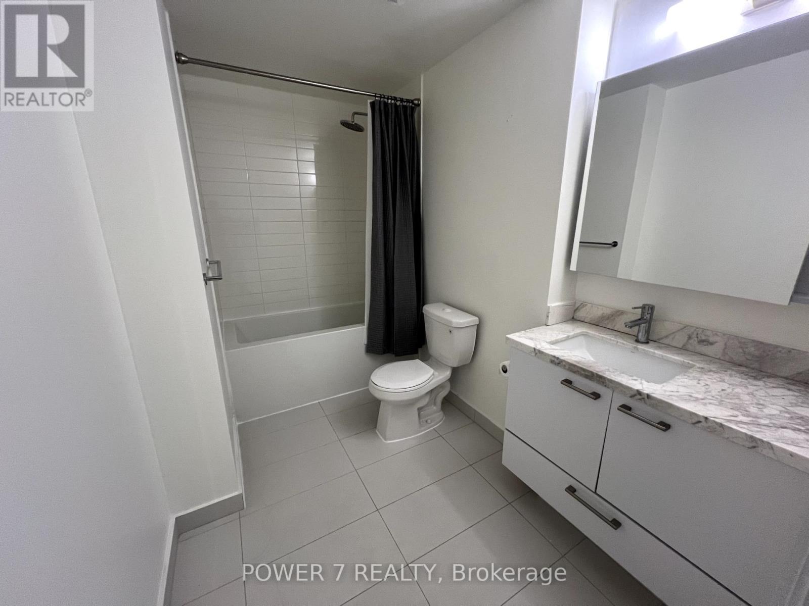 4204 - 2221 Yonge Street, Toronto, Ontario  M4S 2B4 - Photo 9 - C11963261