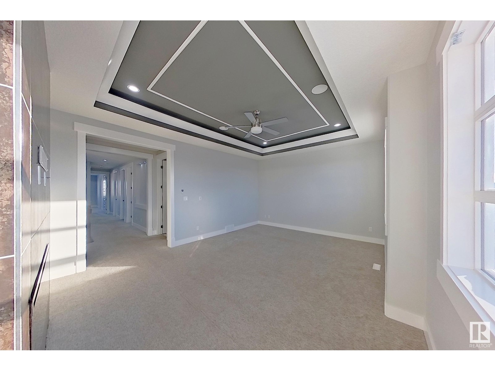 Property at 1743 28 ST NW image 1