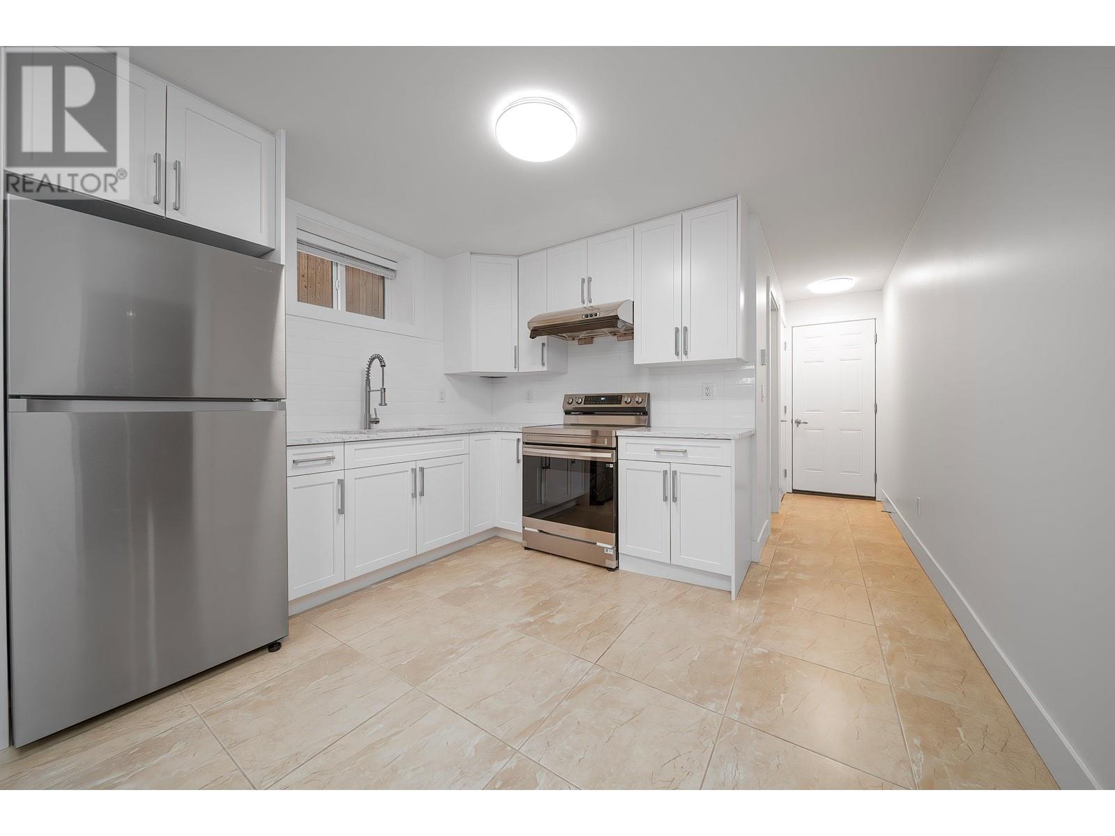 Listing Picture 22 of 39 : 4747 UNION STREET, Burnaby / 本拿比 - 魯藝地產 Yvonne Lu Group - MLS Medallion Club Member