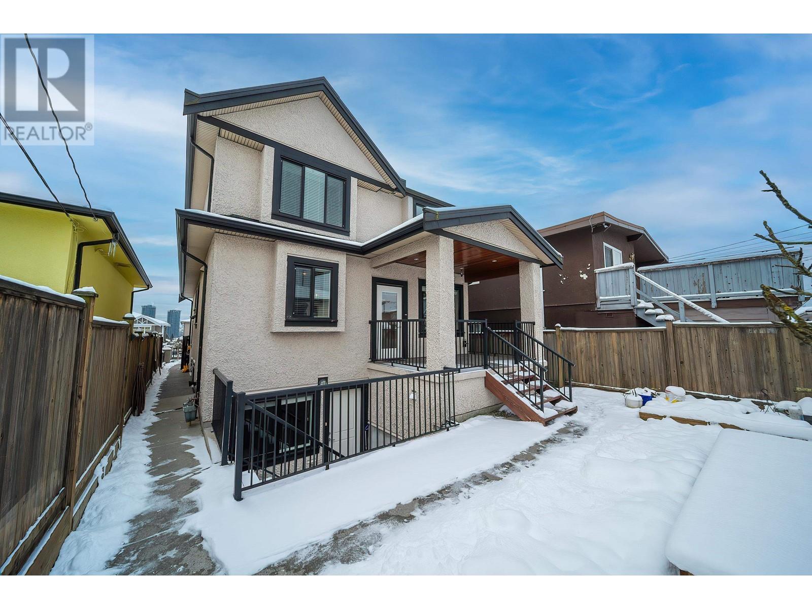 Listing Picture 37 of 39 : 4747 UNION STREET, Burnaby / 本拿比 - 魯藝地產 Yvonne Lu Group - MLS Medallion Club Member