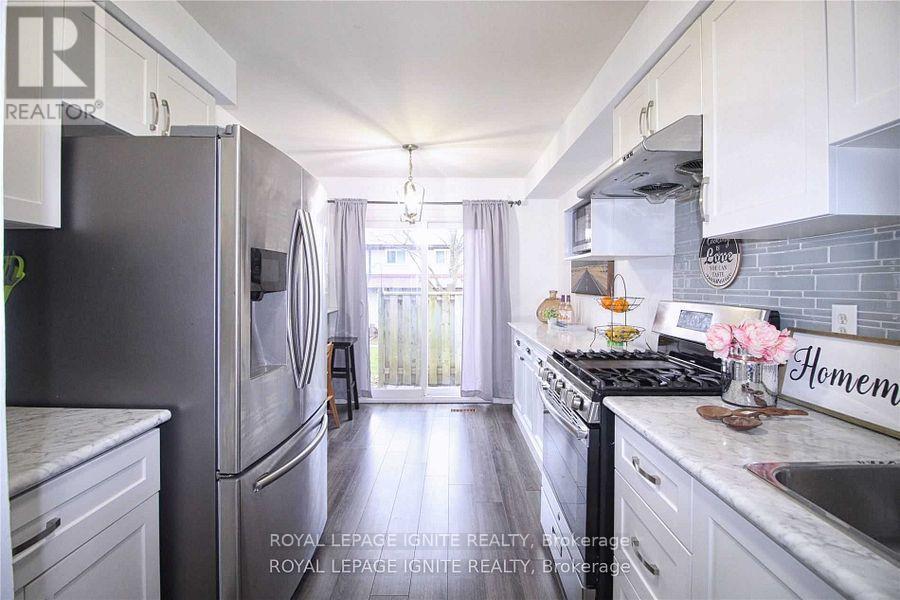 17 - 31 Parker Crescent, Ajax, Ontario  L1S 3R4 - Photo 7 - E11963159