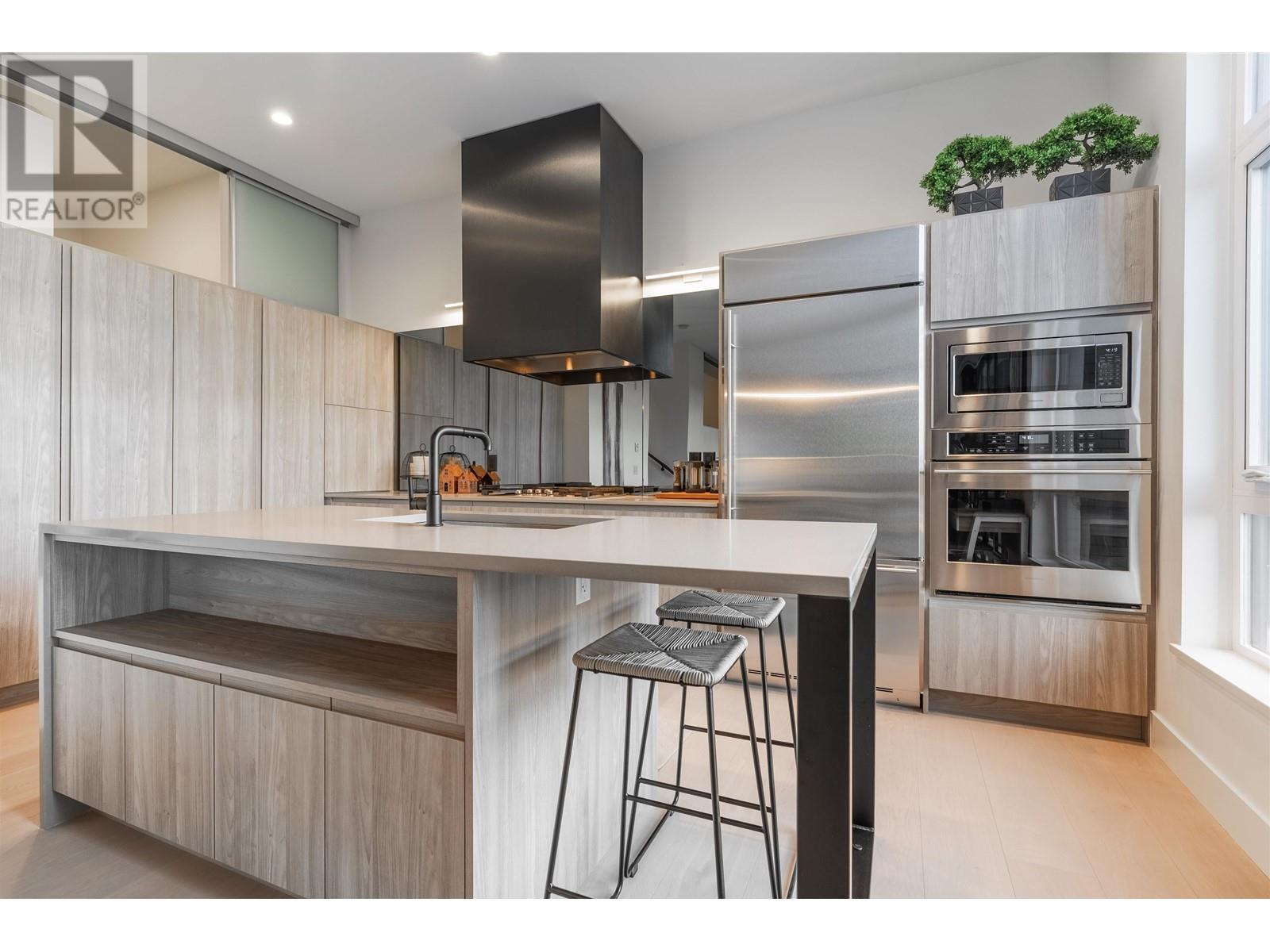 212 300 Salter Street, New Westminster, British Columbia  V3M 0L9 - Photo 8 - R2958531