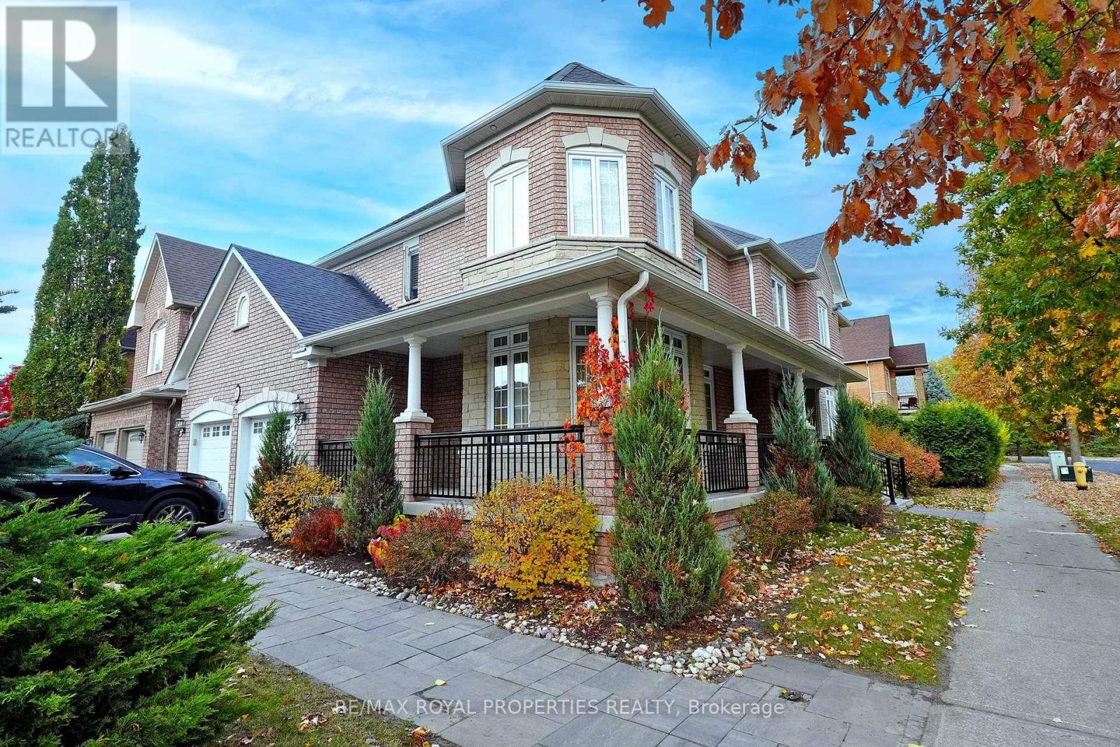 Property at 1 SILVERFLOWER AVENUE image 1