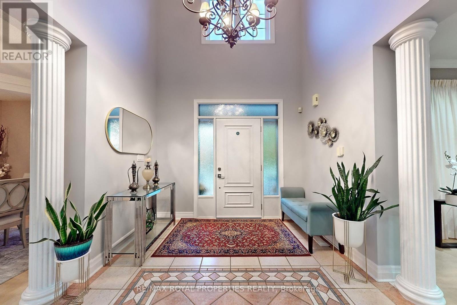 Property at 1 SILVERFLOWER AVENUE image 5