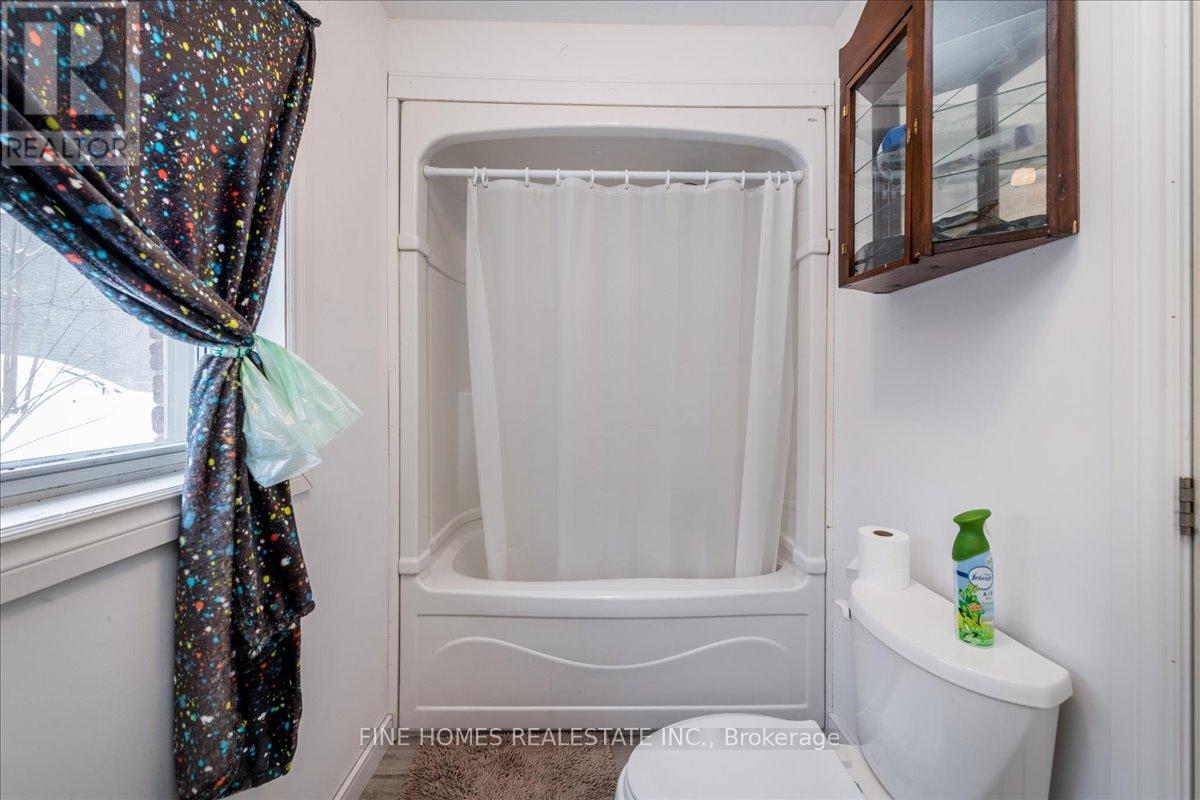 119 Albert Street S, Orillia, Ontario  L3V 5L1 - Photo 11 - S11963228