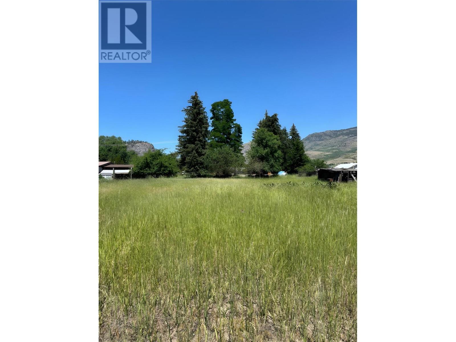 820 64th Avenue, Grand Forks, British Columbia  V0H 1H4 - Photo 3 - 10334431