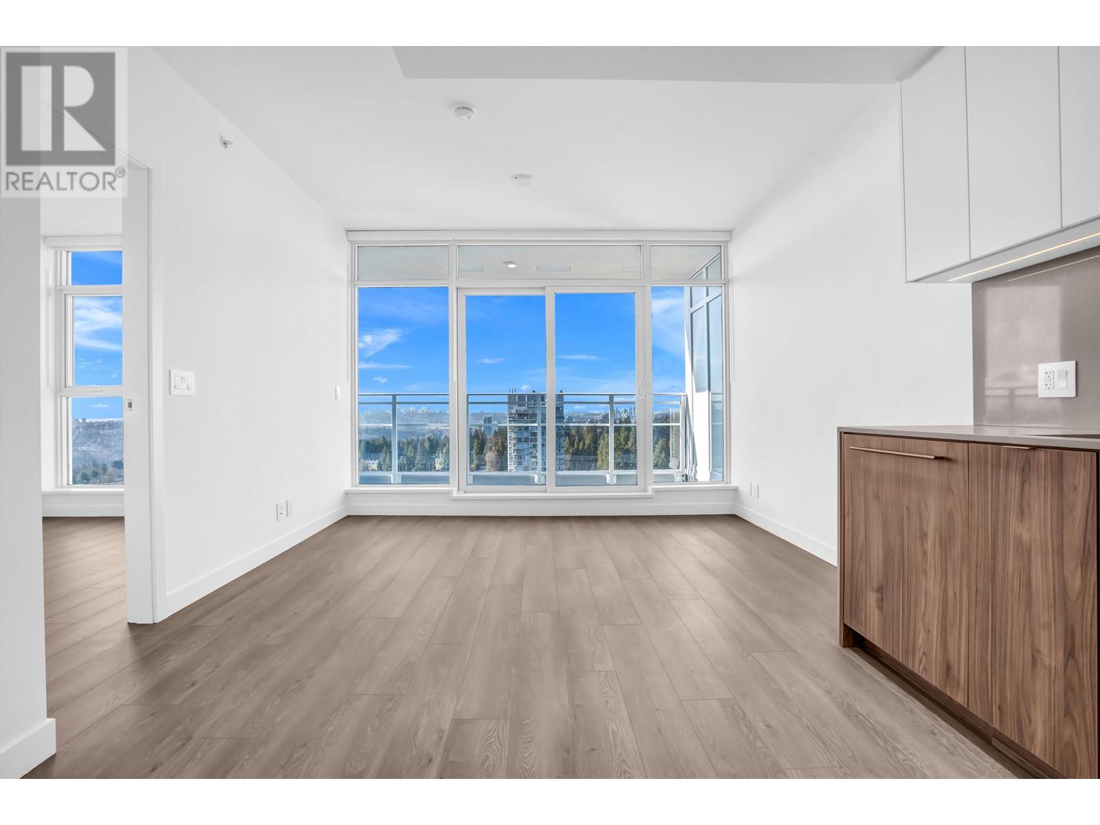1605 505 Nelson Street, Coquitlam, British Columbia  V3J 0R5 - Photo 2 - R2964824