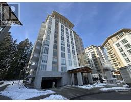 401 2325 EMERY COURT, North Vancouver, British Columbia