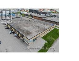 3 - 63 MEDULLA AVENUE, Toronto, Ontario