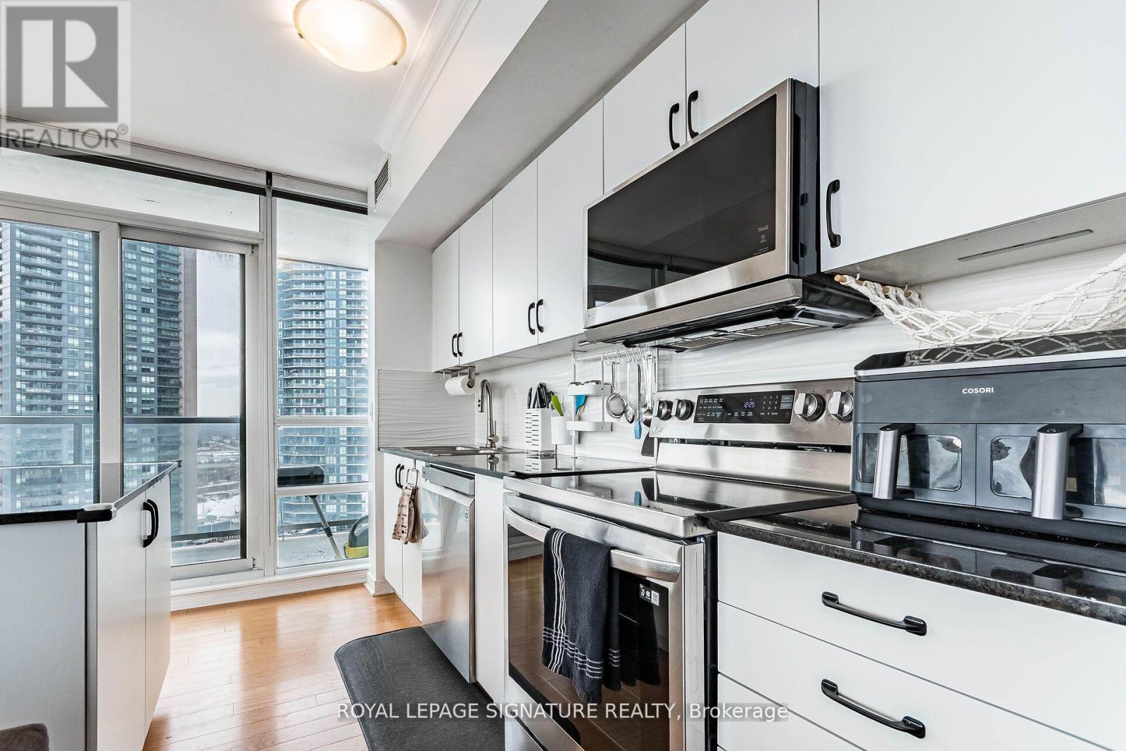 2104 - 15 Legion Road, Toronto, Ontario  M8V 0A9 - Photo 15 - W11963165