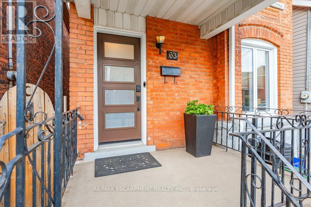 Property at 63 BEECHWOOD AVENUE image 4