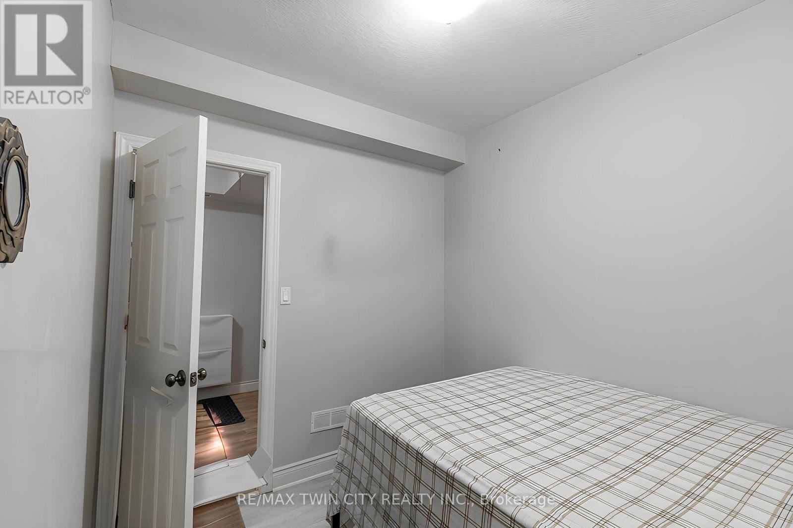 Property at 6B - 38 HOWE DRIVE image 4