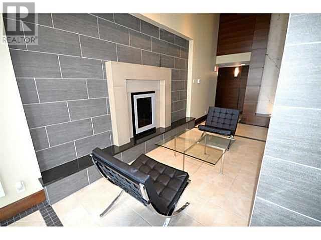 701 575 Delestre Avenue, Coquitlam, British Columbia  V3K 0A6 - Photo 3 - R2964855